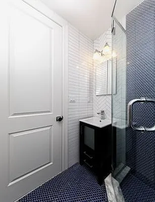 Rented by Icon Realty Management | media 32