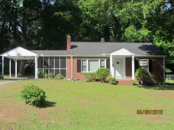 206 Azalea Rd, Lancaster, SC 29720