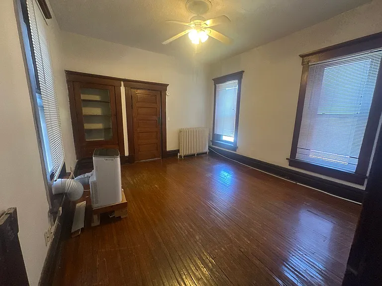 King Ave 222 MLR — Photo 7