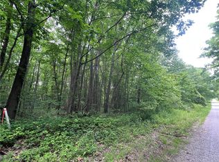 Weaver Rd, Conneaut, OH 44030