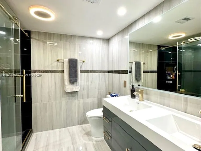 2017 S Ocean Dr #1107 — Photo 18