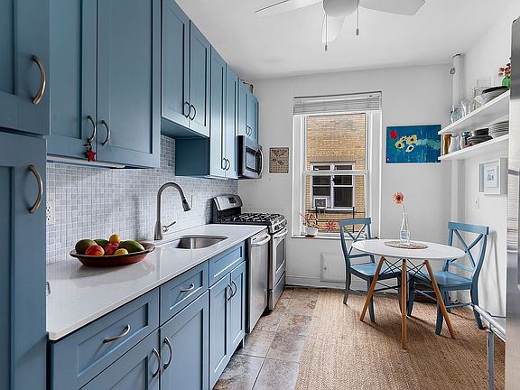 5th image of 655 41st St APT 4A