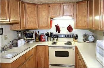 3rd image of 2095 E Linden Cir