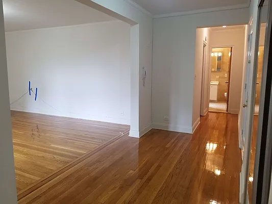 Rented by Max & Associates Realty Corp | media 3