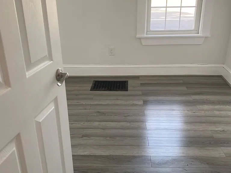 972 Bedford St #1 — Photo 16