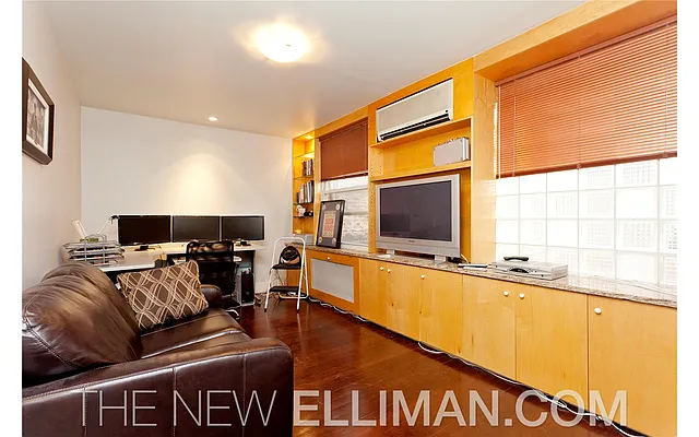 Rented by Douglas Elliman | media 29