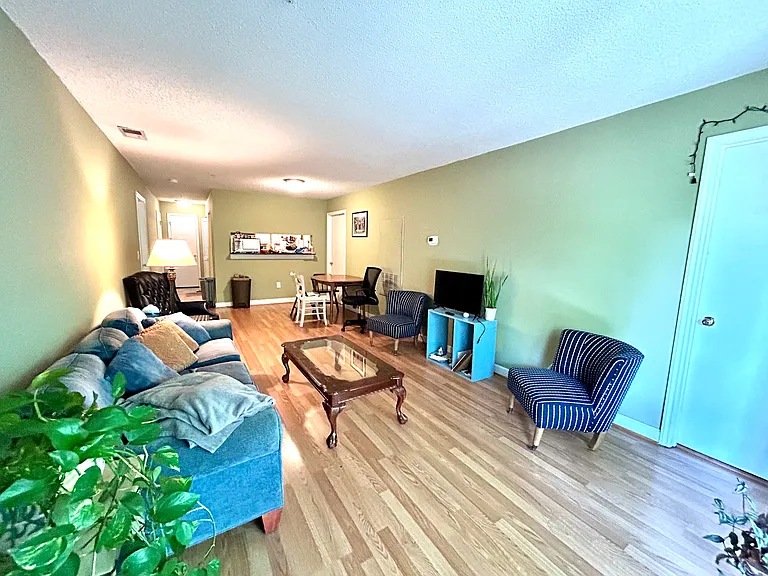 303 Smith Level Rd #F32 — Photo 2