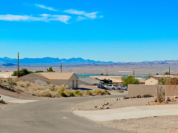 4th image of 3048 Caravan Dr