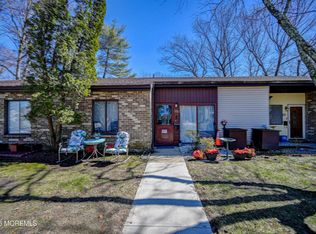 88 Arrowood Rd UNIT B, Manalapan, NJ 07726