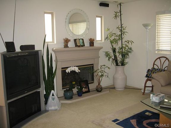3rd image of 3919 W 242nd St Unit E