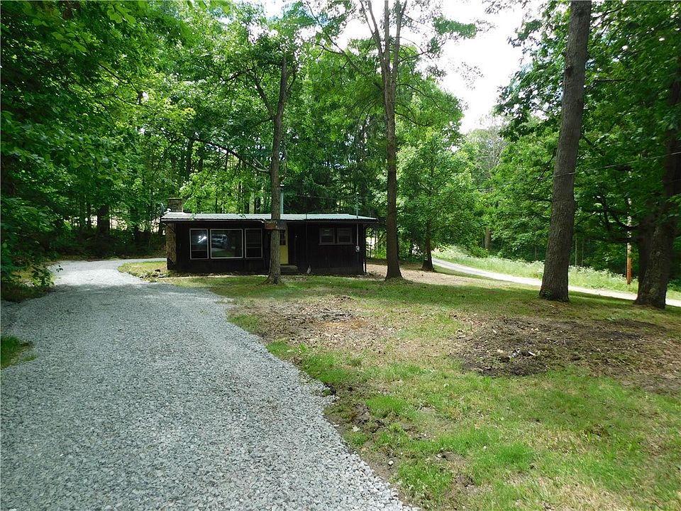 1st image of 170 Maple Summit Rd