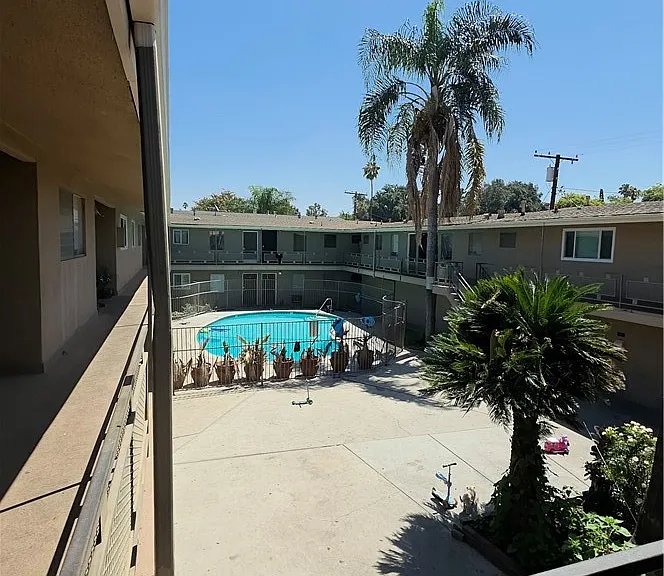 7490 Magnolia Ave #U — Photo 6