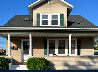 367 Orient Ave FLOOR 2, Pawtucket, RI 02861