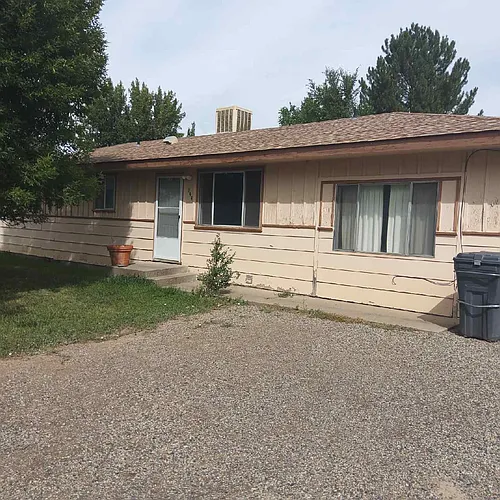 144 E Ash Ln Photo 1