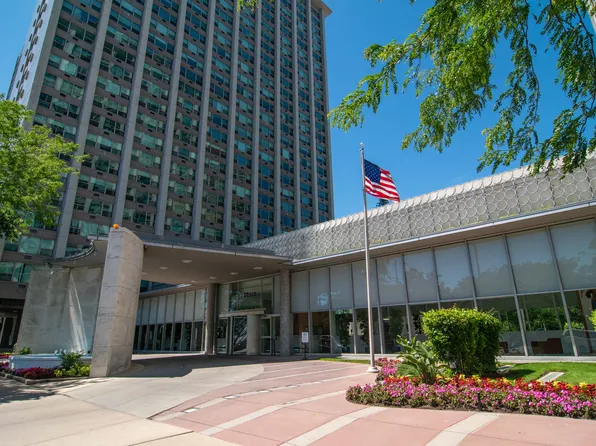 3600 N Lake Shore Dr APT 1421, Chicago, IL 60613