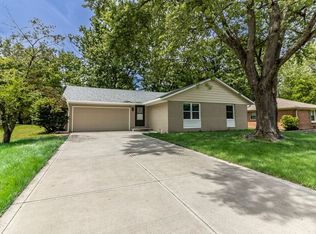 14 Sleepy Hollow Dr, Westfield, IN 46074