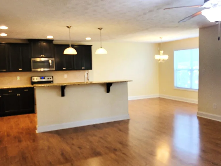 140 Wheeling Dr — Photo 7