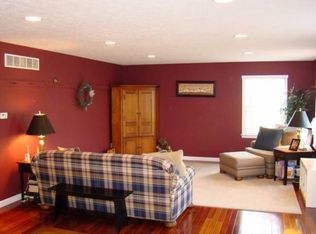 6800 Thomas Rd, Radnor, OH 43066