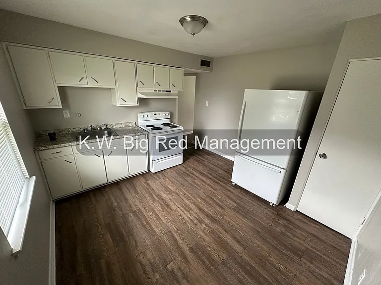103 E Harrison Ave #3 — Photo 2