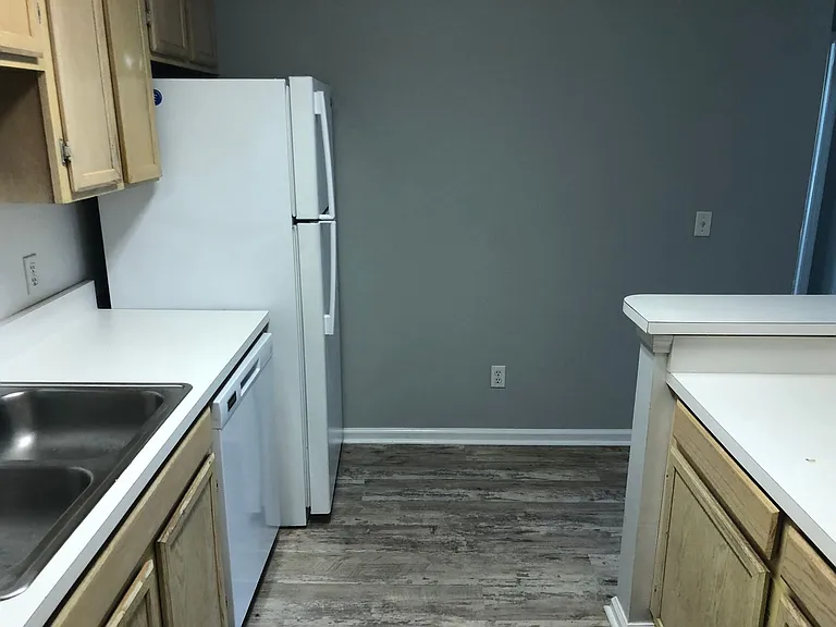 1070 Jessamine Trl — Photo 34