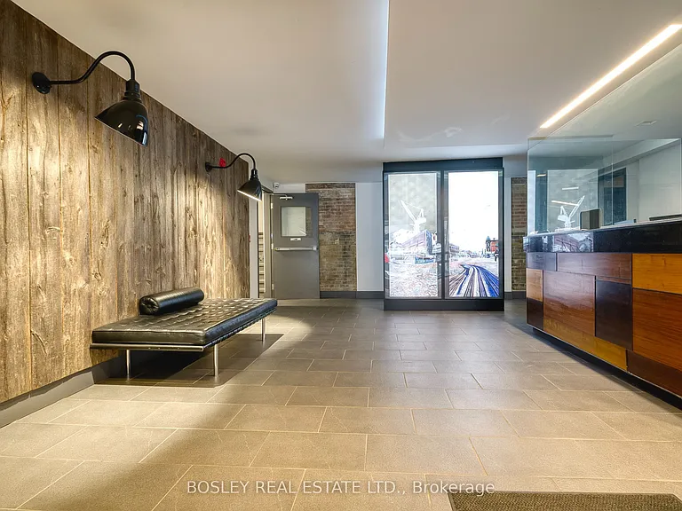 955 Queen St W #311 — Photo 6