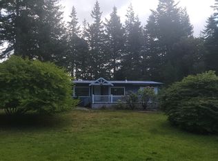 55367 Pilgrim Dr, Bandon, OR 97411