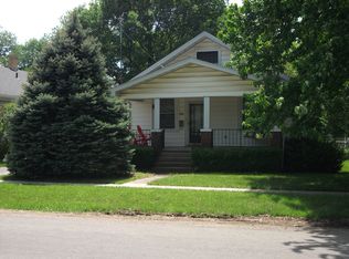 424 W Elliott Ave, Springfield, IL 62702