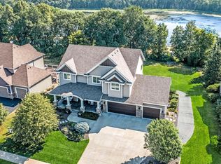 16437 Stemmer Ridge Rd NW, Shakopee, MN 55379