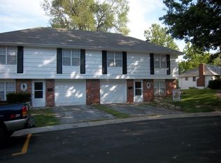 7025 NW Winter Ave, Kansas City, MO 64152