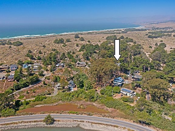 3rd image of 1697 Bay Flat Road
