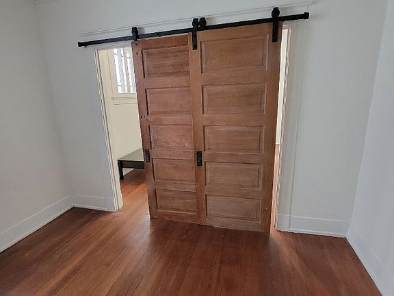 5th image of 7533 Plum St