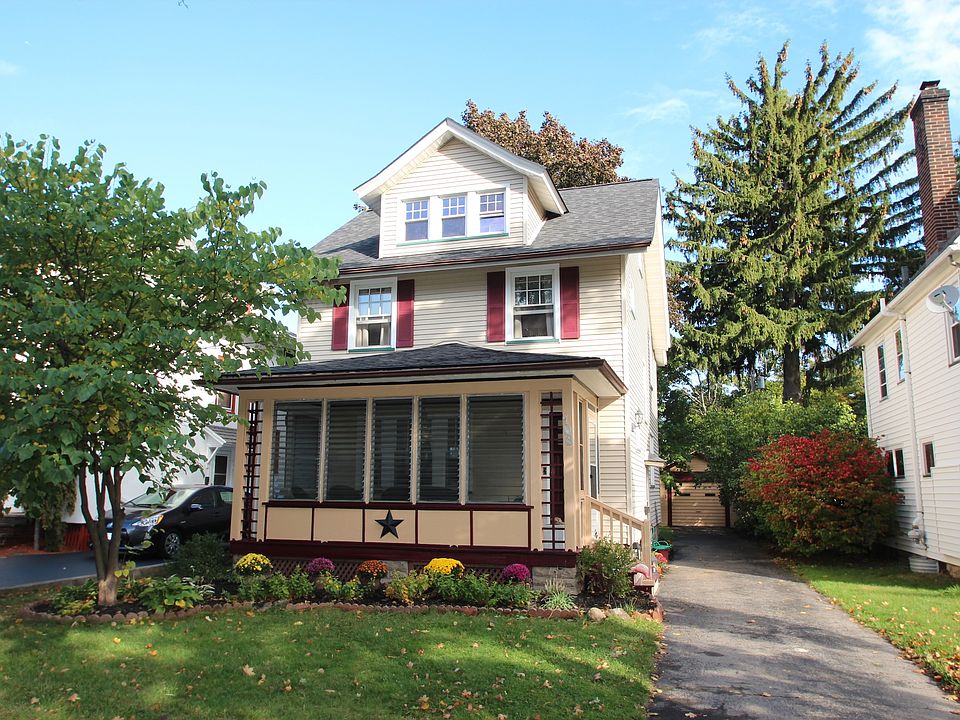 1st image of 108 Maplehurst Rd