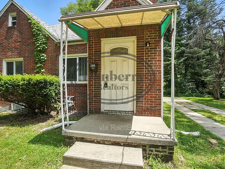 822 Searles Rd — Photo 4