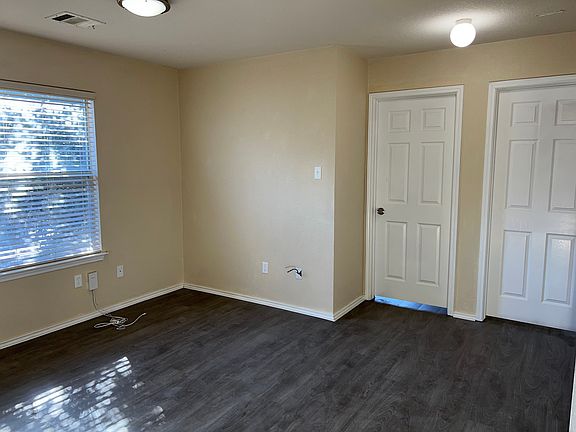 4th image of 1717 Lady Grey Ave