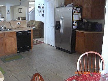 2nd image of 650 Bonham Dr