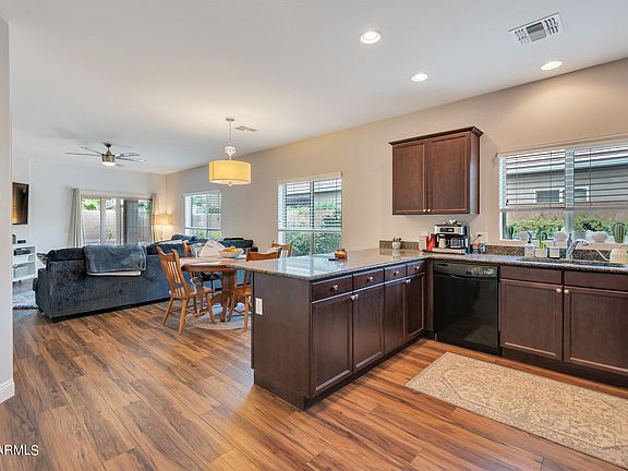 4th image of 1351 E Eucalyptus Ln