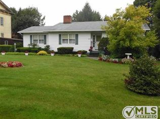 37 Main St, Saugerties, NY 12477