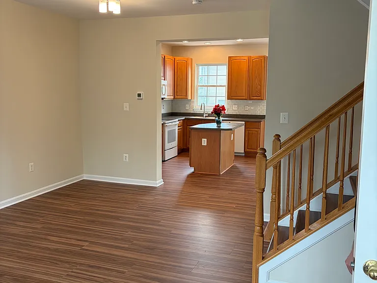 18340 Roy Croft Dr — Photo 8