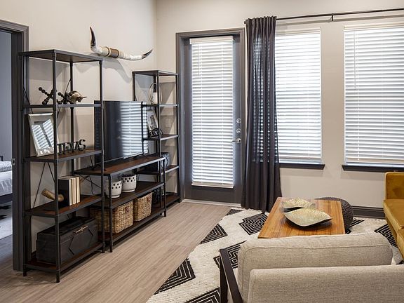 5th image of 11325 Park Vista Blvd #1114