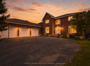 5589 Carrison Dr, Ottawa, ON K4M 1K7