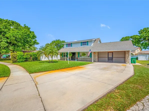 12465 Monarch Cir, Seminole, FL 33772