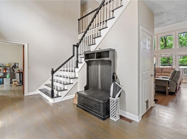 4365 Dover Crossing Dr, Marietta, GA 30066