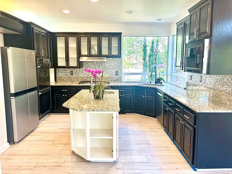400 Jonathan Ridge Dr — Photo 34