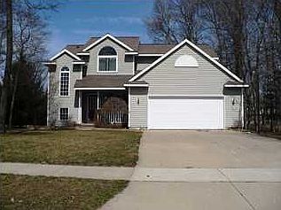 1st image of 113 Chicory St NE