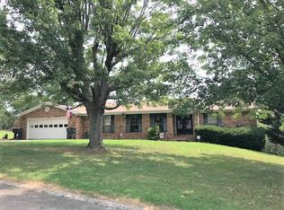1885 Seven Oaks Dr, Morristown, TN 37814