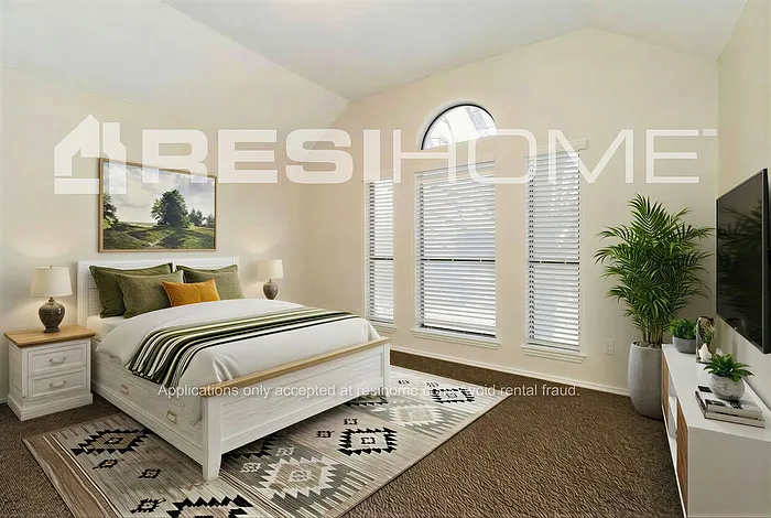 809 Ashmount Ln — Photo 11