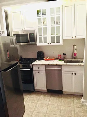 Rented by Victor Barbenes, LREB | media 4