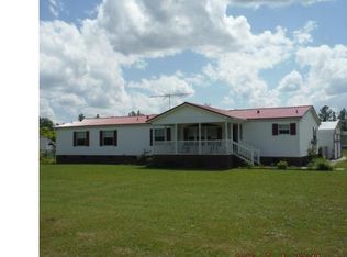 1170 E Green Springs Rd, Parkton, NC 28371