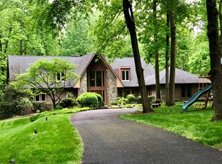 11111 Lawyers Rd, Reston, VA 20191