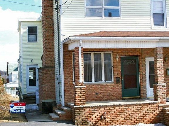 5th image of 211 N 2nd St